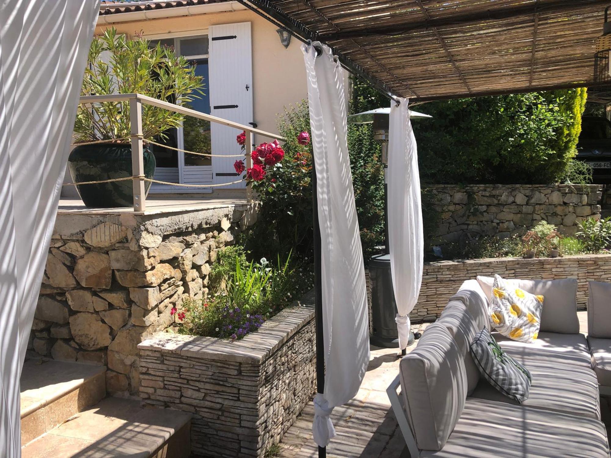 Villa Quinissole Sainte-Anastasie-sur-Issole Dış mekan fotoğraf