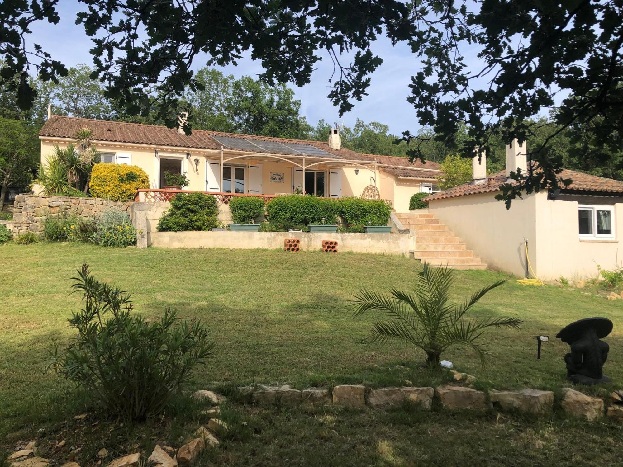 Villa Quinissole Sainte-Anastasie-sur-Issole Dış mekan fotoğraf
